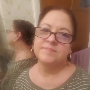 Meet your Posher, Juliana